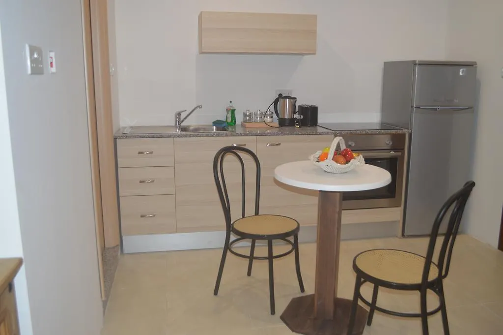 Estrella Lodging Rabat Malte