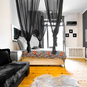 Dietro L Angolo, 2 Bath , Sofia Bulgaria
